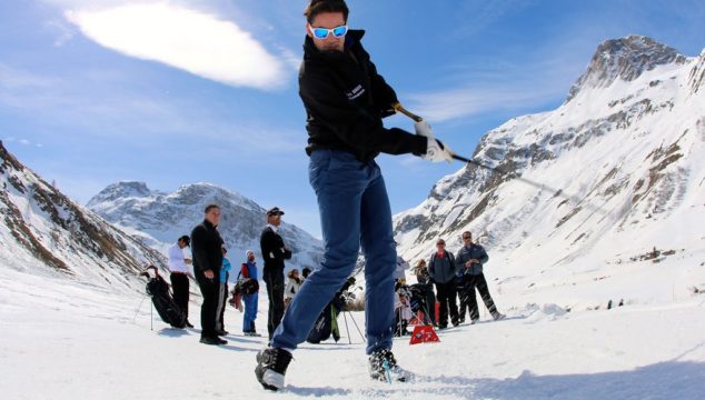 Golf in Snow