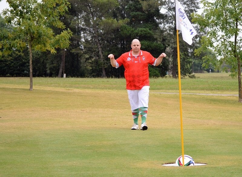 How to play footgolf