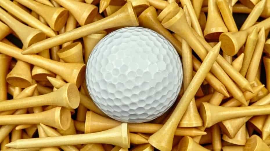 Are Wooden Tees Better Than Plastic