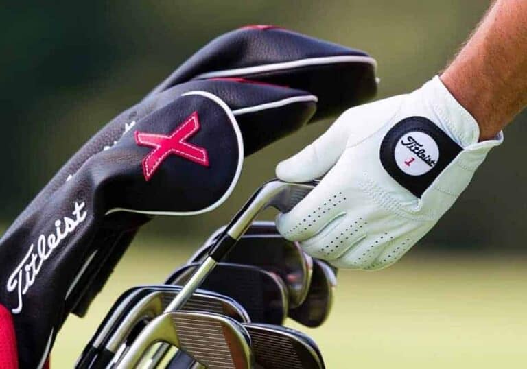 The Ultimate Guide for Choosing the Best Winter Golf Gloves Golfs Hub