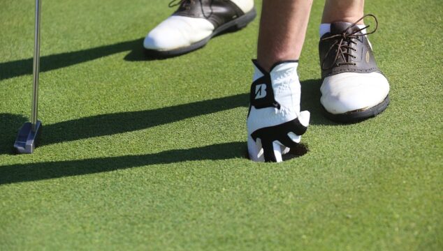 How to Stop Flipping the Golf Club